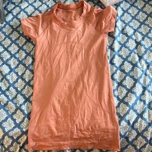 Lulu Lemon Swiftly Tech 2.0 inch